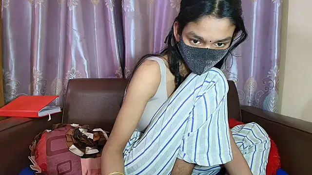 Sreya_'s cam snapshot