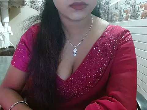 LovingPihu's cam snapshot