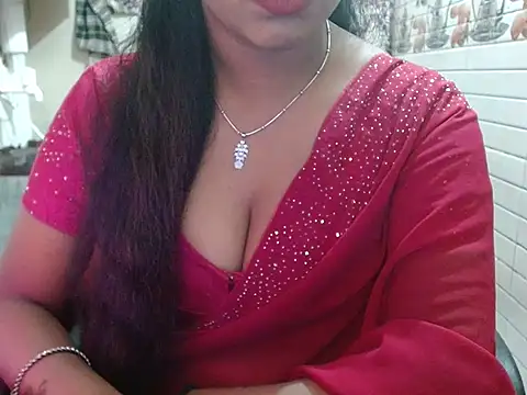 LovingPihu's cam snapshot