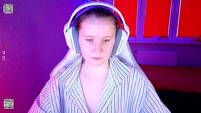 mon_lola's cam snapshot