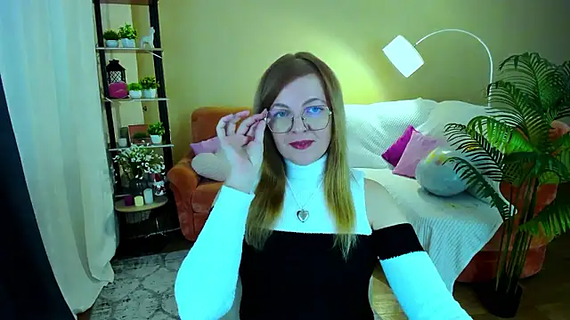 YourUniverser's cam snapshot