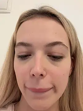 KylieJoyce's cam snapshot