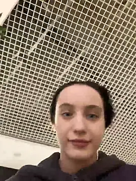 MiaTee's cam snapshot