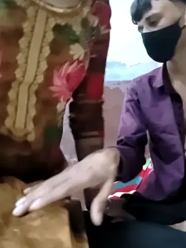 couplegk71 live sex cam