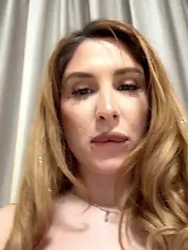 LucyBridgette's cam snapshot