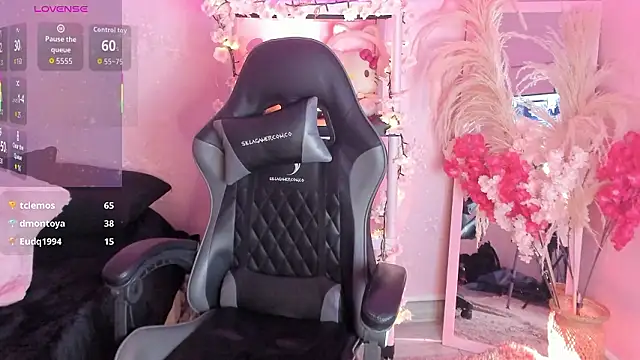 Selene_sst's cam snapshot