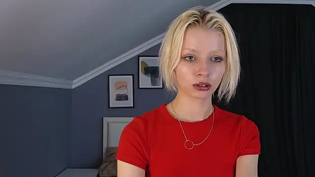 Naomi_Demio's cam snapshot