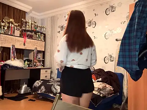 Mia_Brurherts's cam snapshot