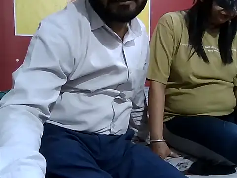 Lovelycouple25 live sex cam