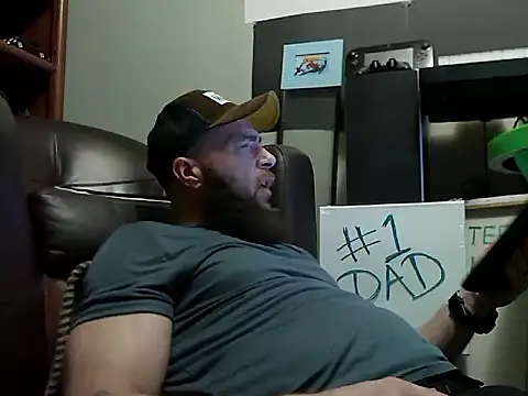 Numba1dad_ live sex cam