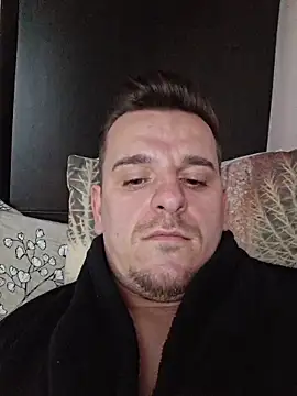 Huge_cock22cm's cam snapshot