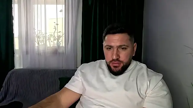 Gold_Alpha_Boy's cam snapshot