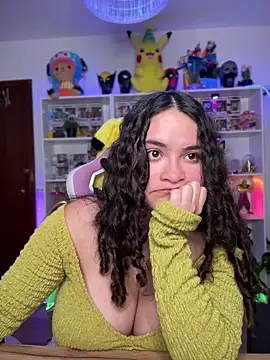 Sweet_sully__ live sex cam