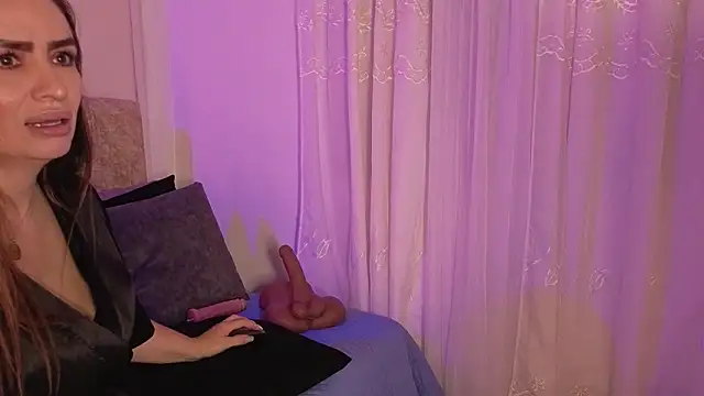 angelinarouse_'s cam snapshot