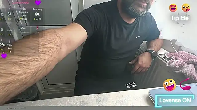 TARKAN1's cam snapshot