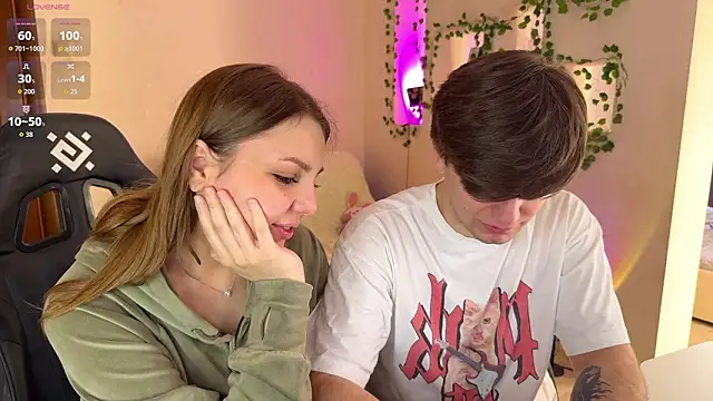 RobertAndLinela live sex cam