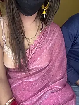 CUTI-NAINA live sex cam