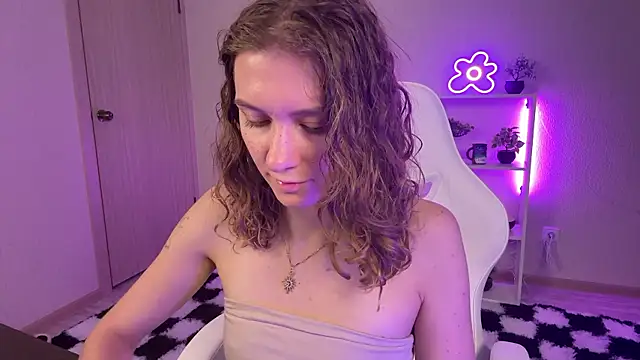 KellySunn's cam snapshot