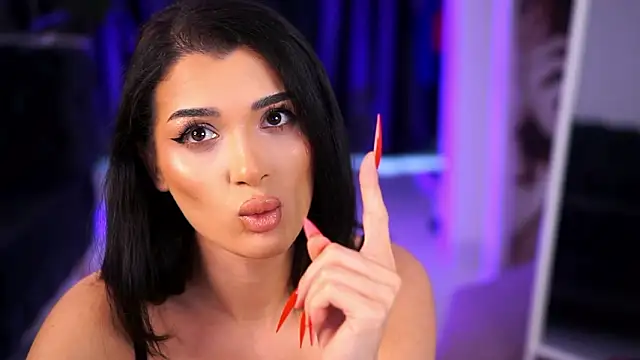 NaughtyChloe's cam snapshot