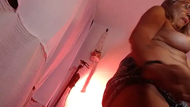 estelamaris1's cam snapshot