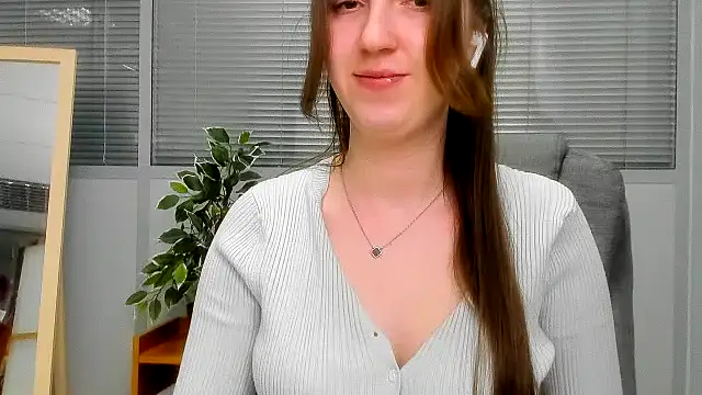 Nesie-Stoun live sex cam