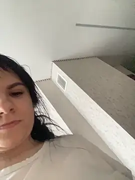 HellaReousx's cam snapshot