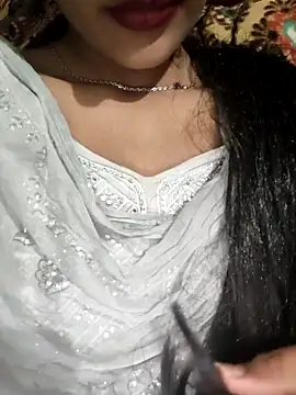 Eshwari_Chopra's cam snapshot