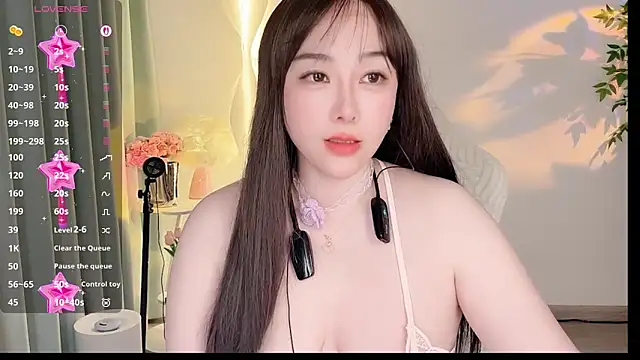 Liz-nn's cam snapshot