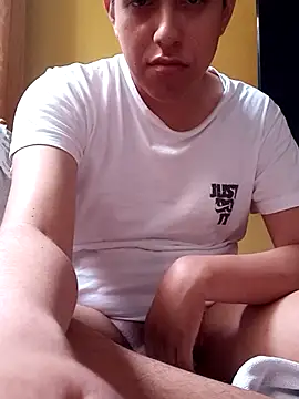 supguyLat live sex cam