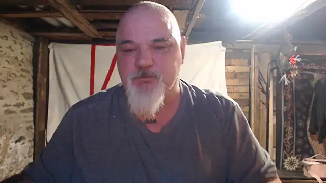 Newfiesausage1972 live sex cam