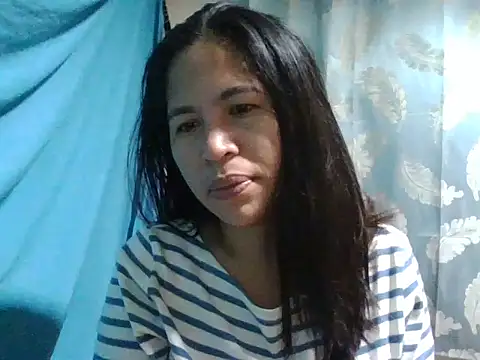 h0ney_lips live sex cam