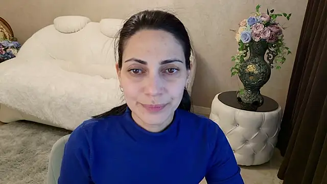 LovelyBeatrice's cam snapshot