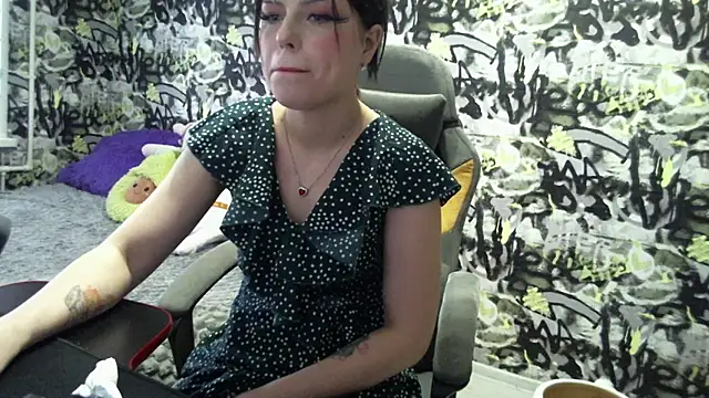 Marble_Kitten's cam snapshot