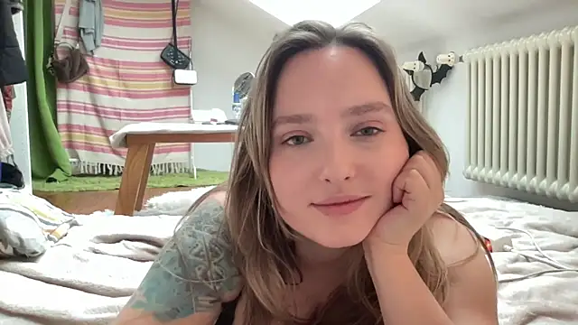 MyMegann's cam snapshot