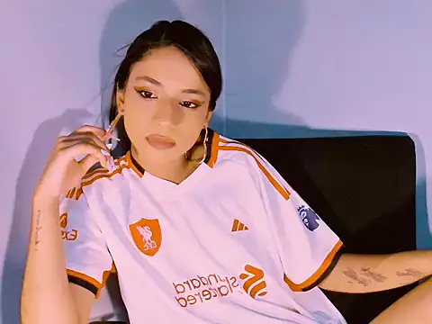 Ice_lily_23's cam snapshot