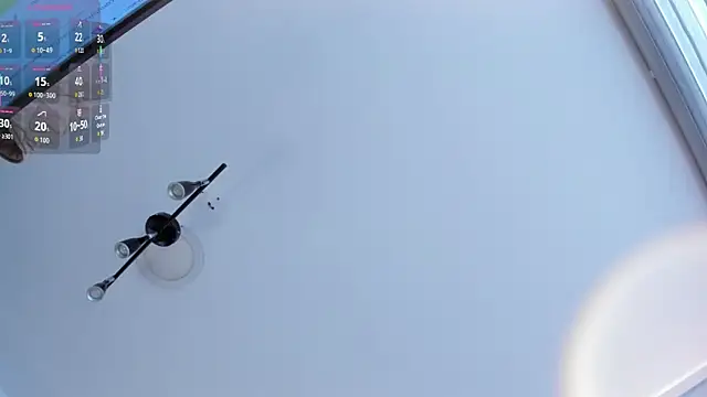 LIZ_HOLMES live sex cam