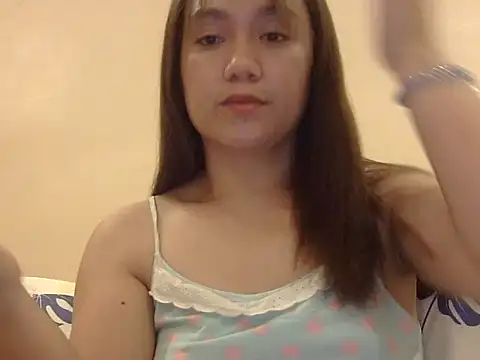 Lovelyclaya live sex cam