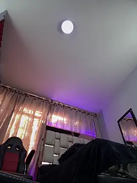 serena_willow's cam snapshot