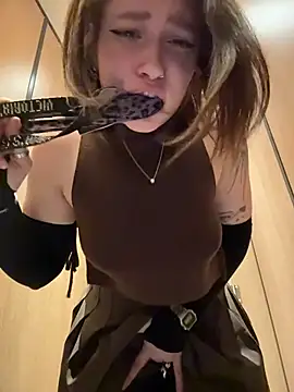 lucy-joy live sex cam