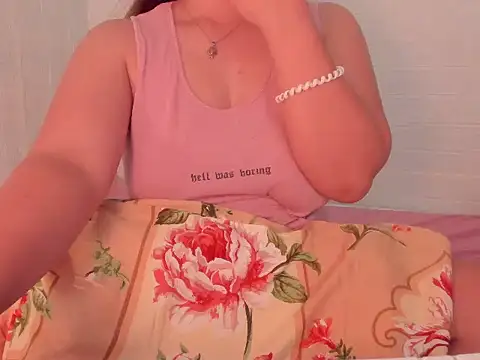 MyHumps25's cam snapshot