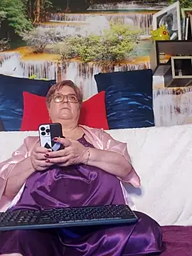 QueenPammy1 live sex cam