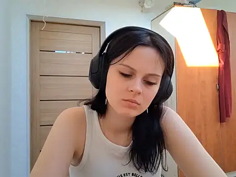 Solareclipsis's cam snapshot