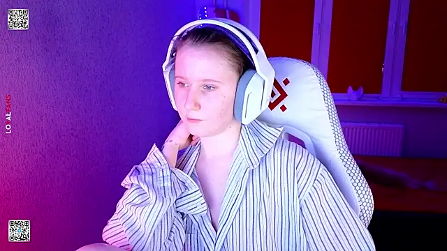 mon_lola's cam snapshot