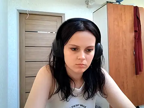 Solareclipsis's cam snapshot