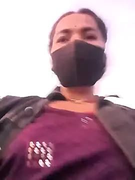 Sunali_Bendre's cam snapshot