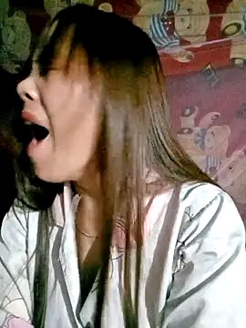 Sara_pusyy's cam snapshot