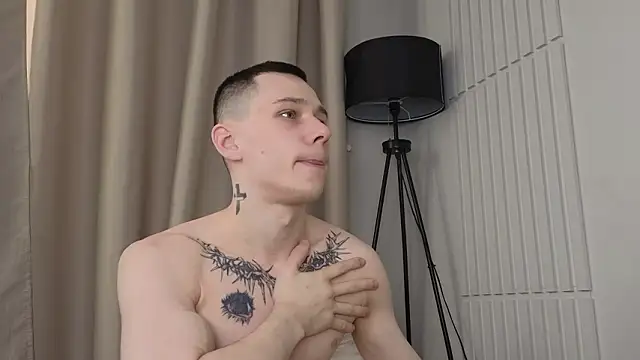 R1mmo__ live sex cam