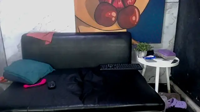 Slipperyebony's cam snapshot