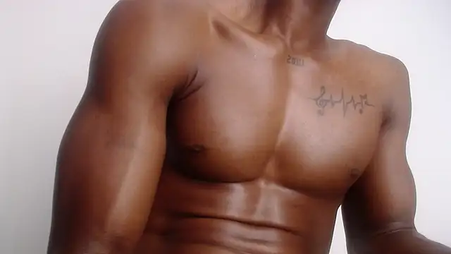 drake_brwon_23 live sex cam