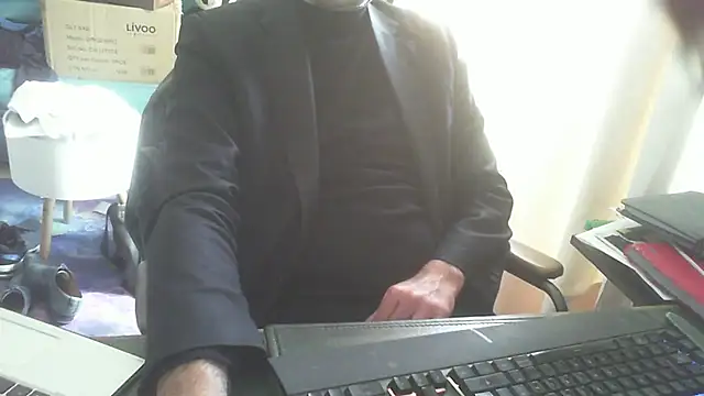 shyfrenchcock1 live sex cam